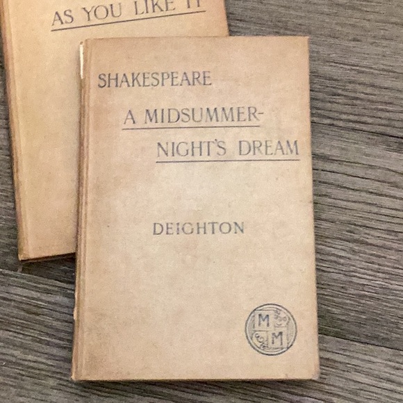 Antique books Shakespeare intro and notes by K Deighton Macmillan 1891 two books - Picture 6 of 15